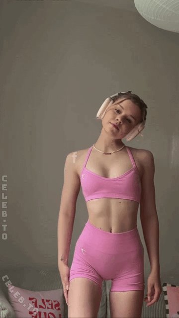 Lea Peach photo