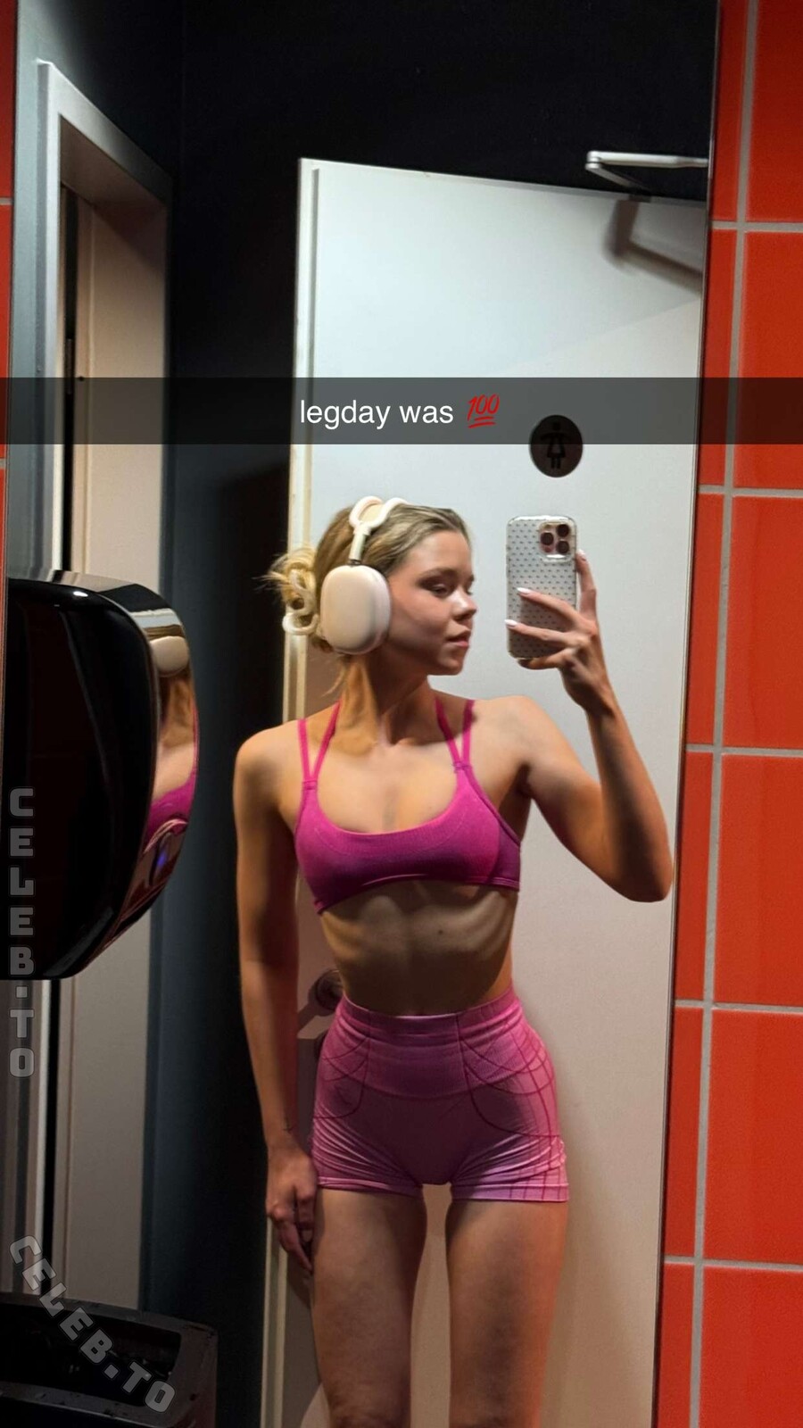 Lea Peach photo