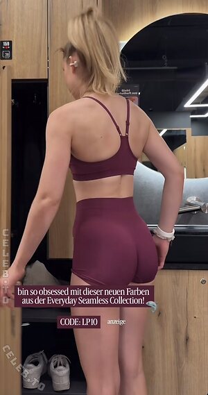 Lea Peach photo