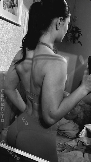 Lea Viktoria Nude Leaked Photo #9