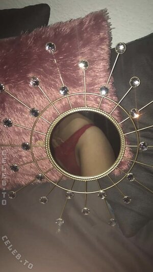 lea.crrl Nude Leaked Photo #5