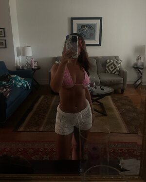 Leafsnlifts leaked photo #2