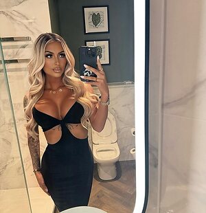 Leah C Nude Leaked Photo #27