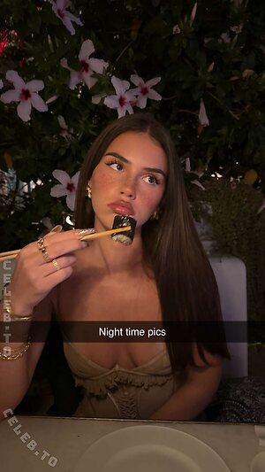 Leah Halton Nude Leaked Photo #15