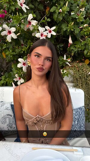 Leah Halton Nude Leaked Photo #20