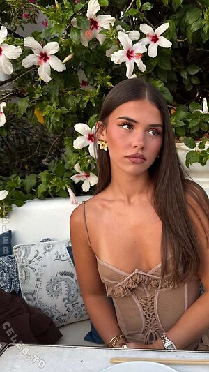 Leah Halton Nude Leaked Photo #21