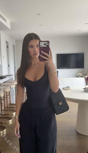 Leah Halton Nude Leaked Photo #37