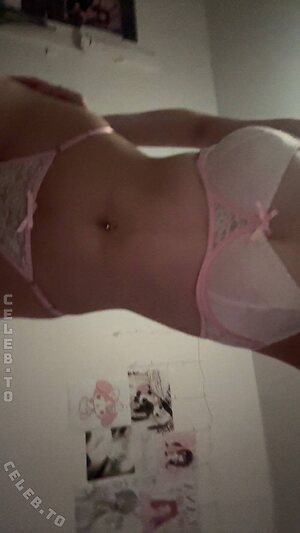 leahbunnyy photo