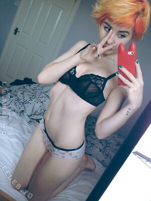 leahviathan Nude Leaked Photo #5