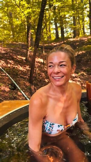 LEANN RIMES leaked photo #8