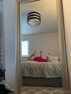 lea.peach Nude Leaked Photo #36