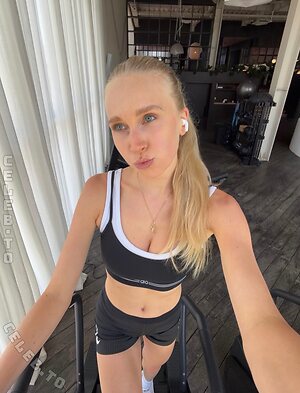 Lee Paulina leaked photo #24