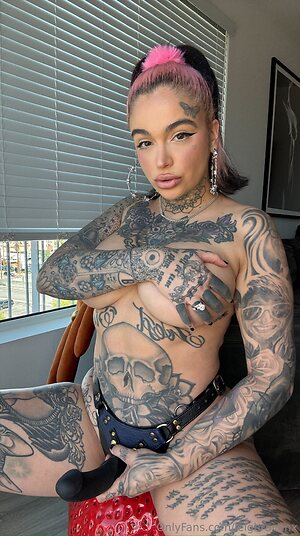 Leigh Raven leaked photo #30