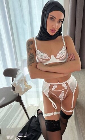 Leila Lips leaked photo #6