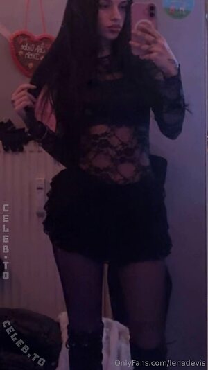 Lena Devis
