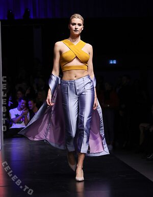 Lena Gercke Nude Leaked Photo #9