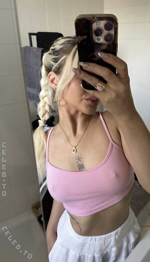 Lena Hubner photo