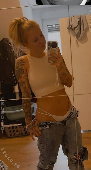 Lena mxb Nude Leaked Photo #32