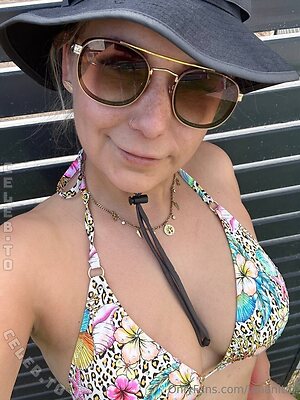 Lena Nitro Nude Leaked Photo #61