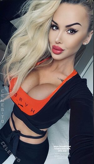 Lena R Nude Leaked Photo #29