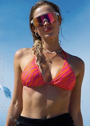 Lena Schwender photo