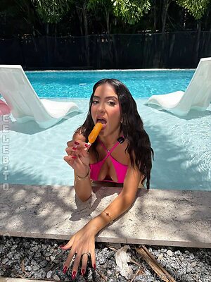 Lena The Plug photo