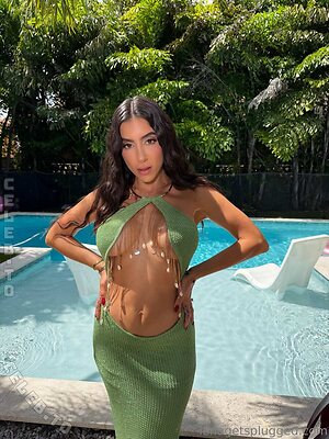 Lena The Plug photo