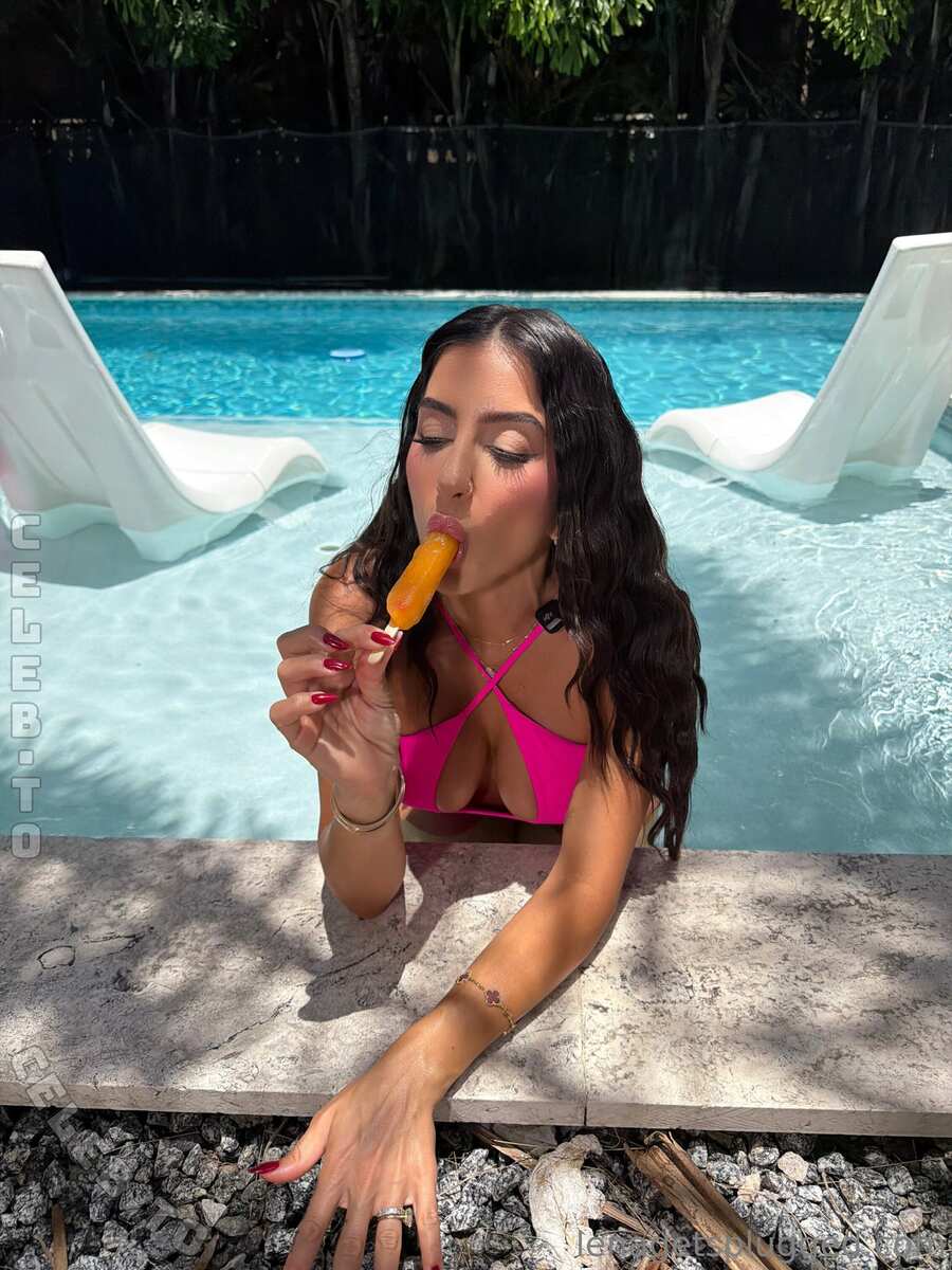 Lena The Plug photo