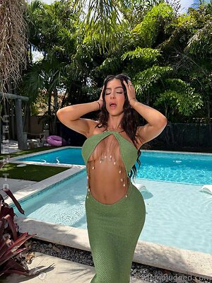 Lena The Plug photo