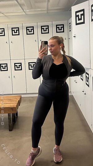 lenadenisee Nude Leaked Photo #67