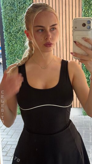 Leni Marie More Nude Photos