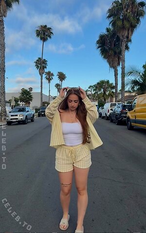 Lenia.Klm Nude Leaked Photo #10