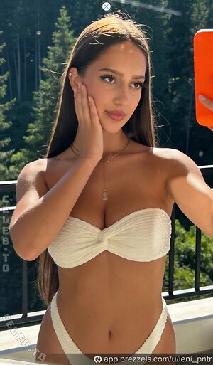 Leni_pntr Nude Leaked Photo #12