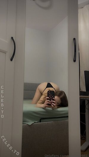 lenischerries Nude Leaked Photo #22