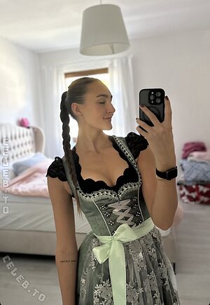 Leonie Treiber Nude Leaked Photo #22