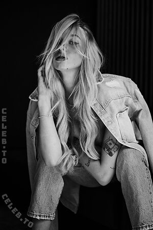 Leonie Weise Nude Leaked Photo #44