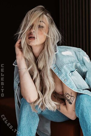 Leonie Weise Nude Leaked Photo #45