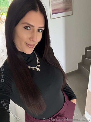 leonieschwarz Nude Leaked Photo #14