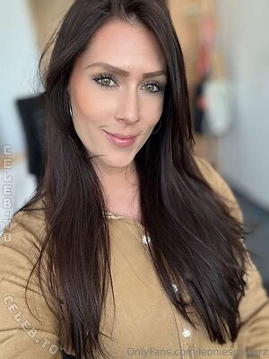 leonieschwarz Nude Leaked Photo #17