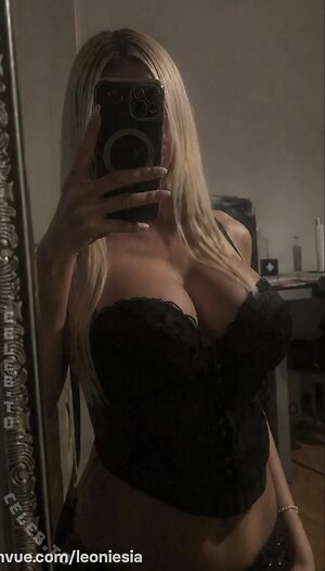 LeonieSia Nude Leaked Photo #9
