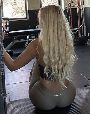 LeonieSia leaked photo #36