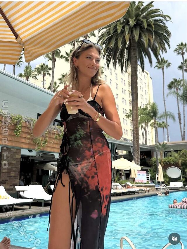 Leony Burger leaked photos