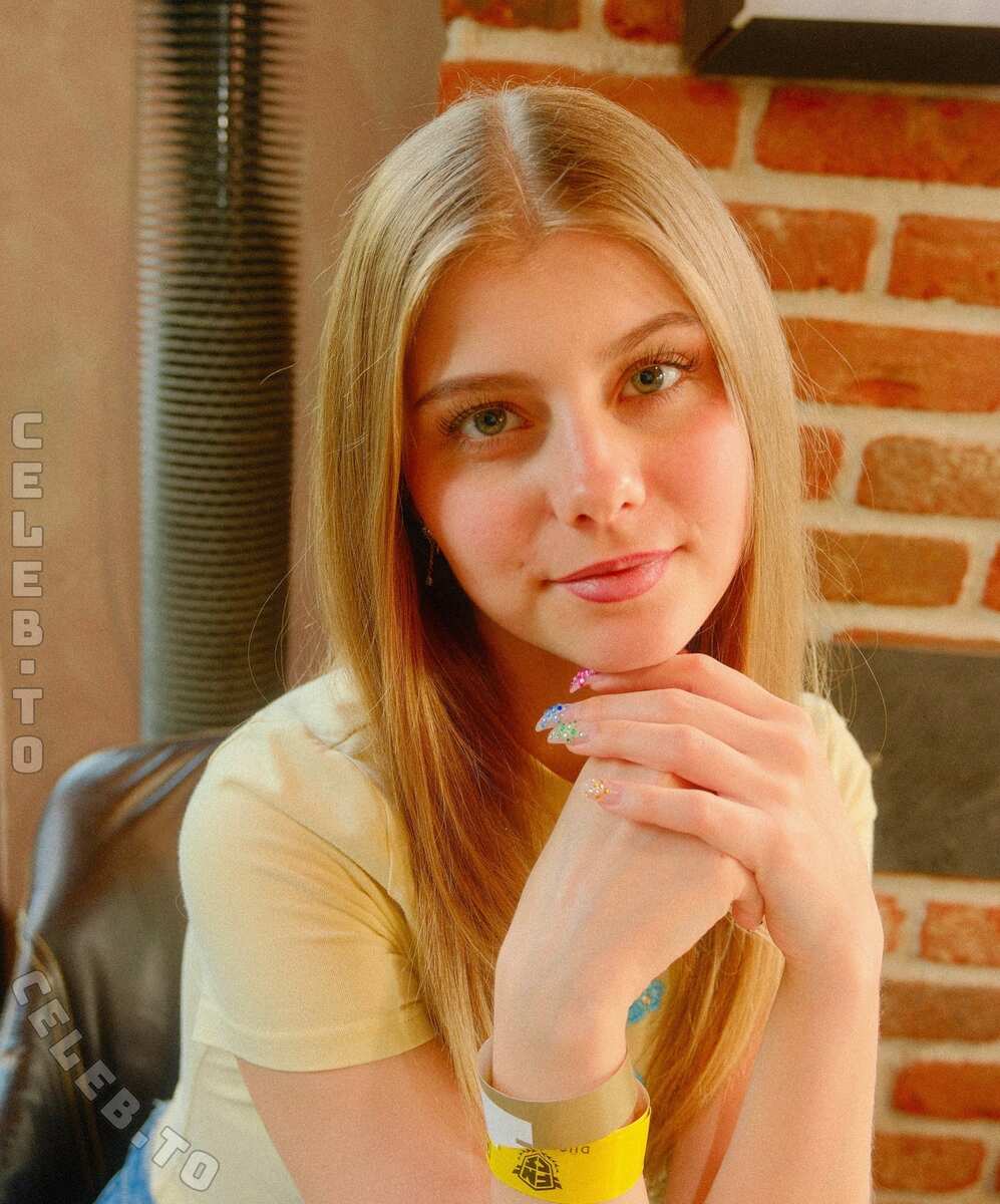 Lesley.bunny photo
