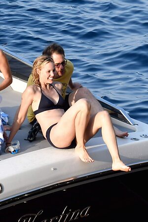 Leslie Bibb leaked photo #238