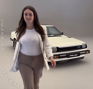 Leslie Schraut Nude Leaked Photo #5