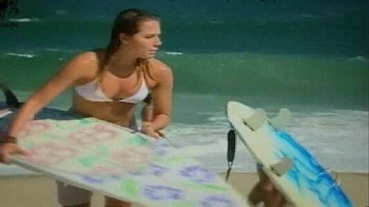 Letícia Colin leaked photo #29