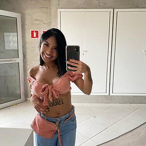 Leticia Lázaro