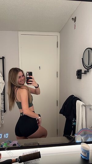 Lexi Smith Nude Leaked Photo #239