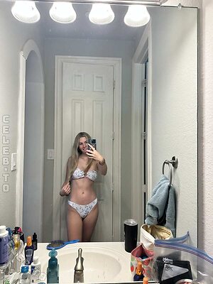 Lexi Smith Nude Leaked Photo #336