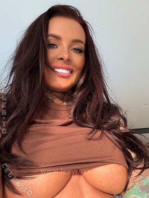 Lexy Roxx Nude Leaked Photo #11